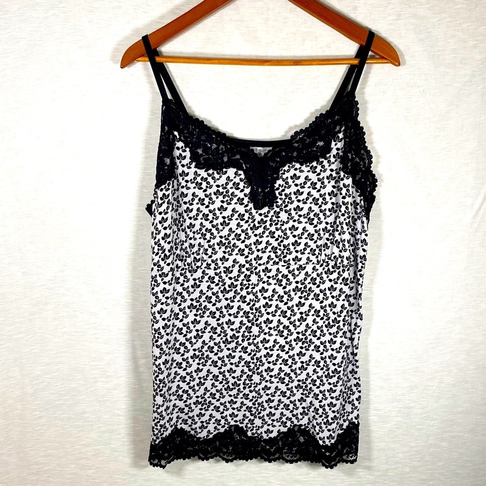 Lane Bryant Cami Tank Top Women's 22/24 Black White Lace‎ Leaf Print Baby Doll
